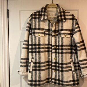 Women’s plaid jacket